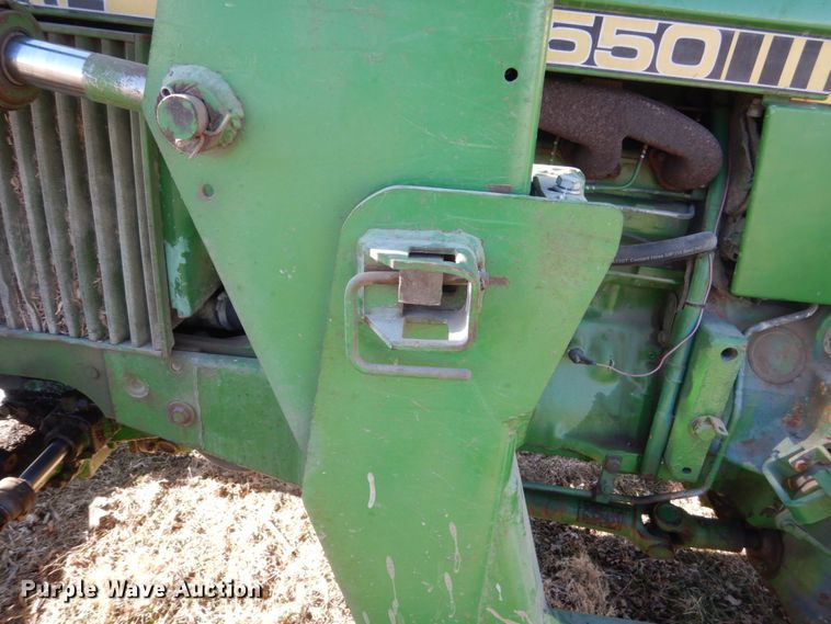 image for item IU9818 1983 John Deere 2550  MFWD tractor