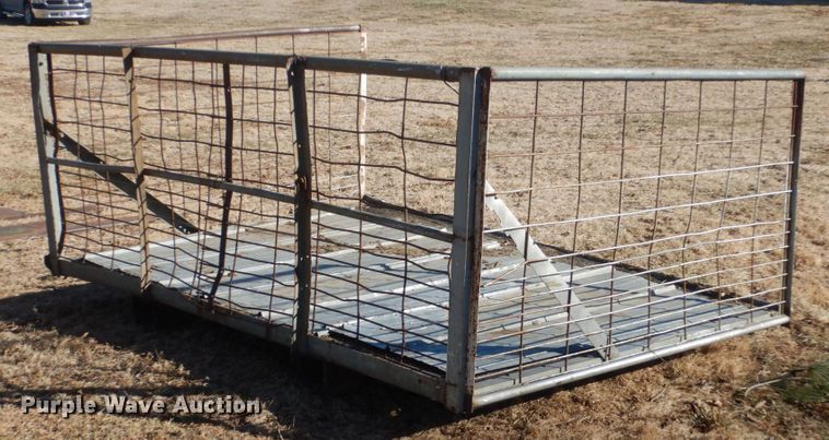 image for item IU9818 1983 John Deere 2550  MFWD tractor