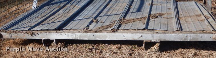 image for item IU9818 1983 John Deere 2550  MFWD tractor