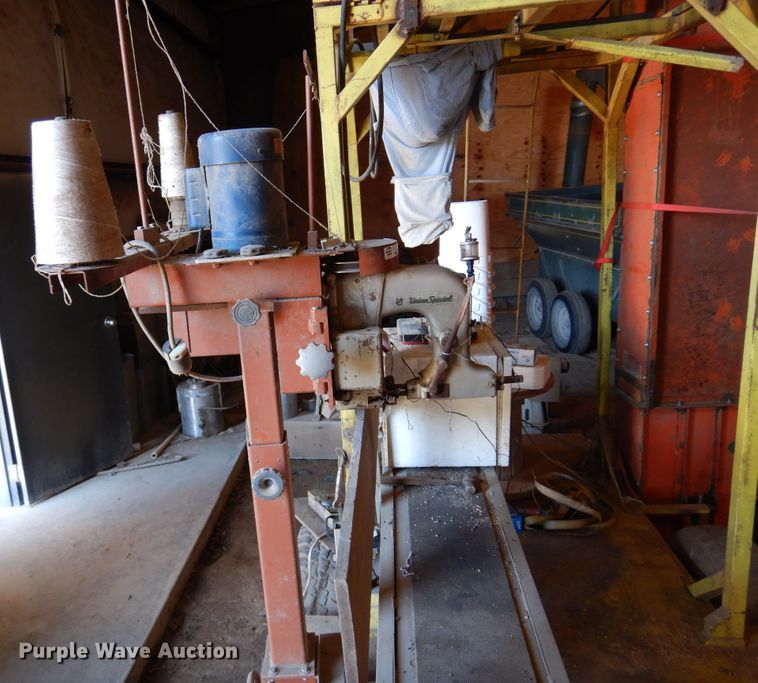 image for item JJ9669 Union Special grain sack sewing machine