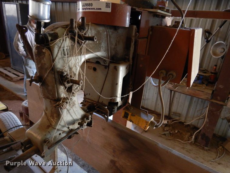 image for item JJ9669 Union Special grain sack sewing machine