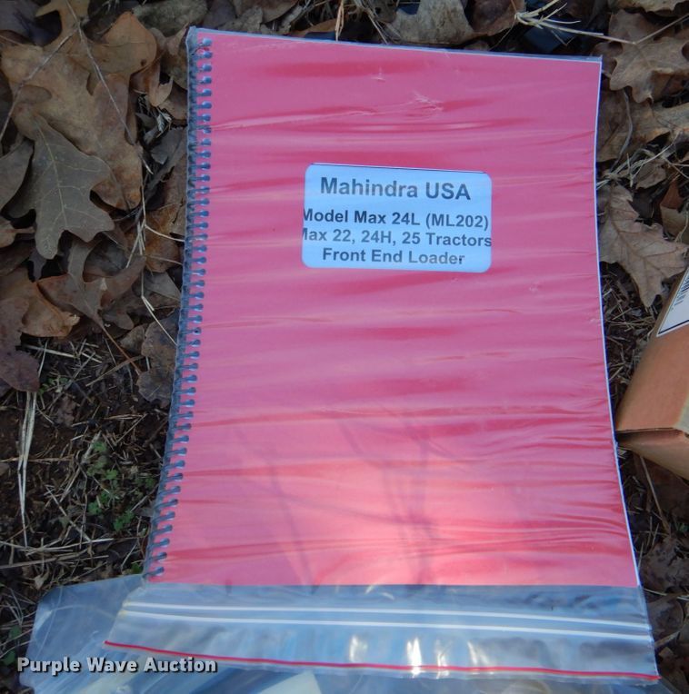 image for item JS9719 Mahindra Max 24L loader