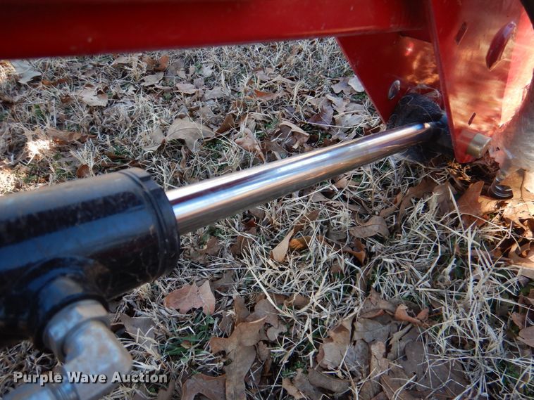 image for item JS9719 Mahindra Max 24L loader