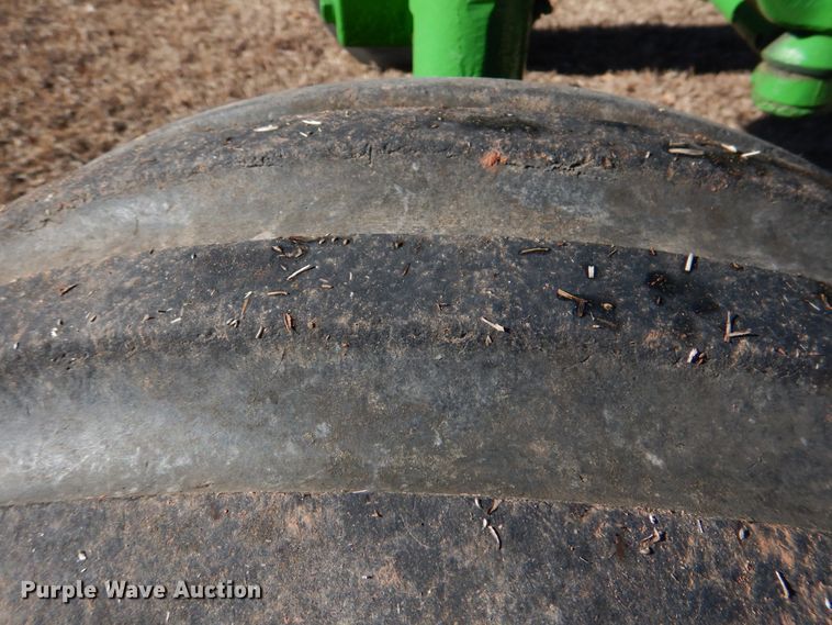 image for item JS9722 1979 John Deere 4430  tractor