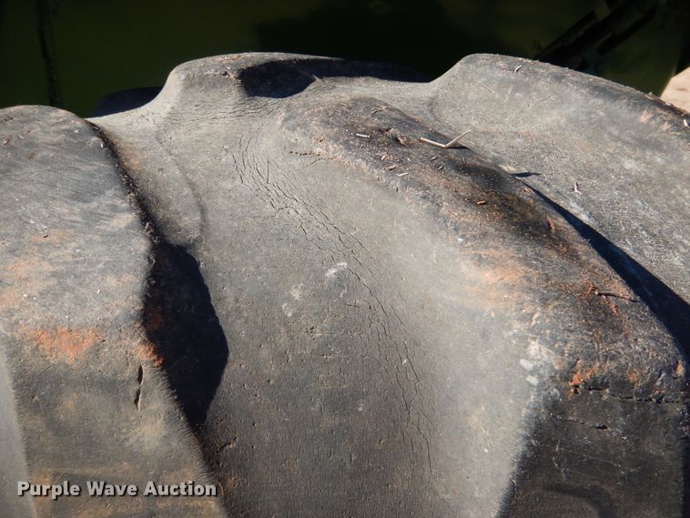 image for item JS9722 1979 John Deere 4430  tractor