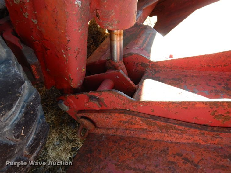 image for item KG9975 Gehl 2500  skid steer loader