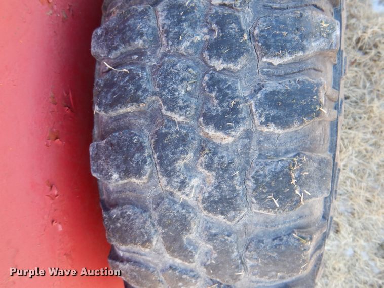 image for item KG9975 Gehl 2500  skid steer loader