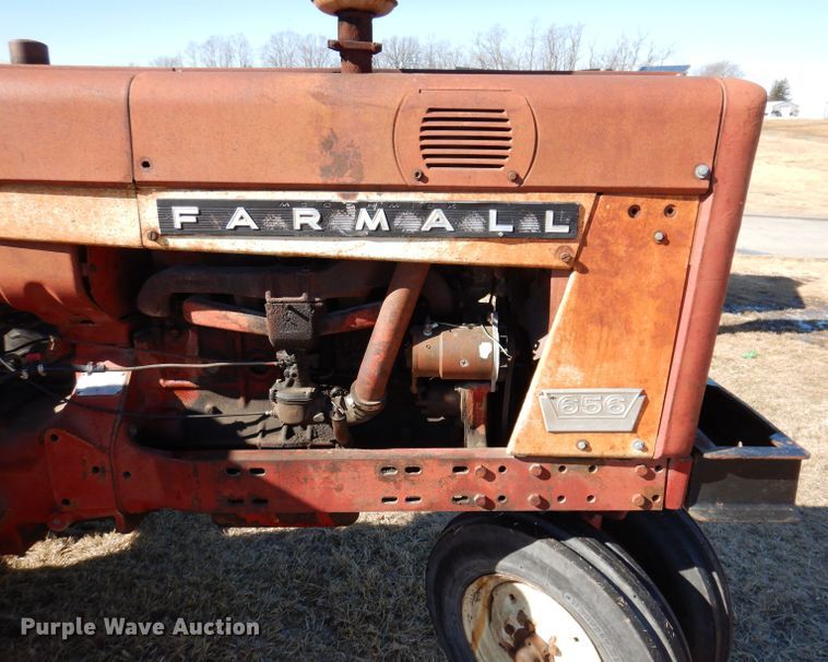 image for item KG9979 Farmall 656  tractor