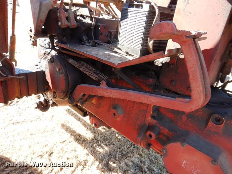 image for item KG9979 Farmall 656  tractor