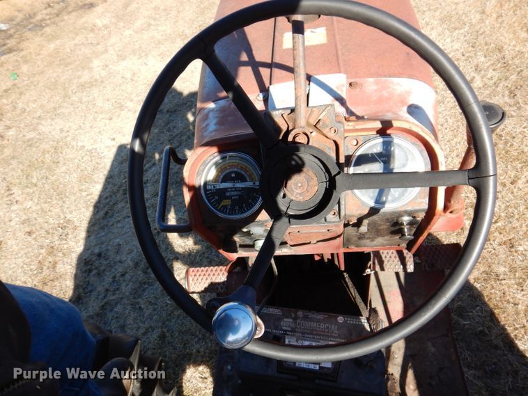 image for item KG9979 Farmall 656  tractor