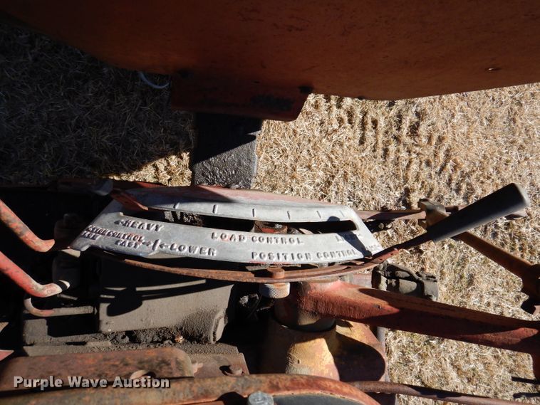 image for item KG9979 Farmall 656  tractor