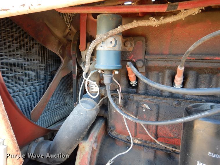 image for item KG9979 Farmall 656  tractor