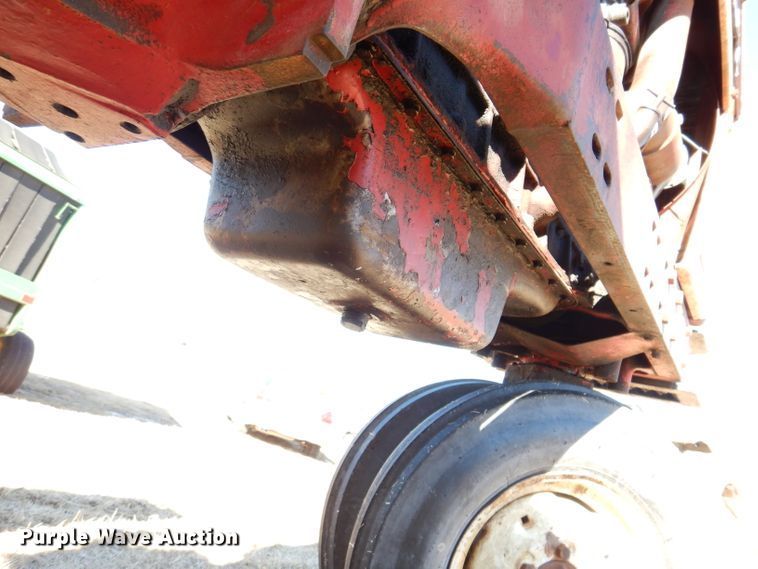 image for item KG9979 Farmall 656  tractor