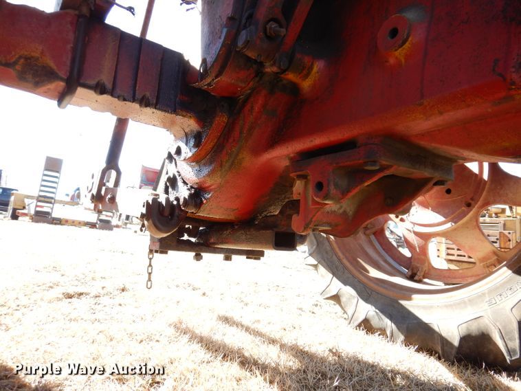 image for item KG9979 Farmall 656  tractor