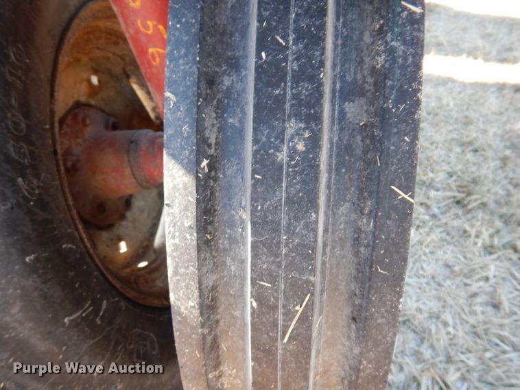 image for item KG9979 Farmall 656  tractor