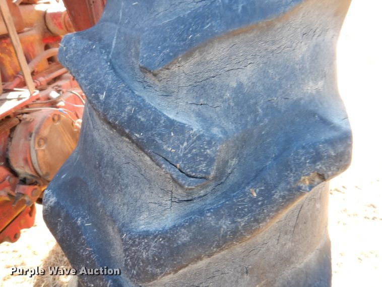 image for item KG9979 Farmall 656  tractor