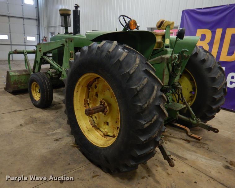 image for item KG9989 1967 John Deere 4020  tractor