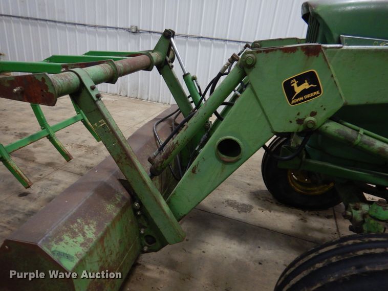 image for item KG9989 1967 John Deere 4020  tractor