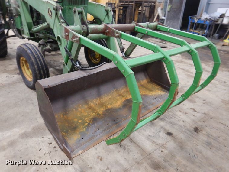 image for item KG9989 1967 John Deere 4020  tractor