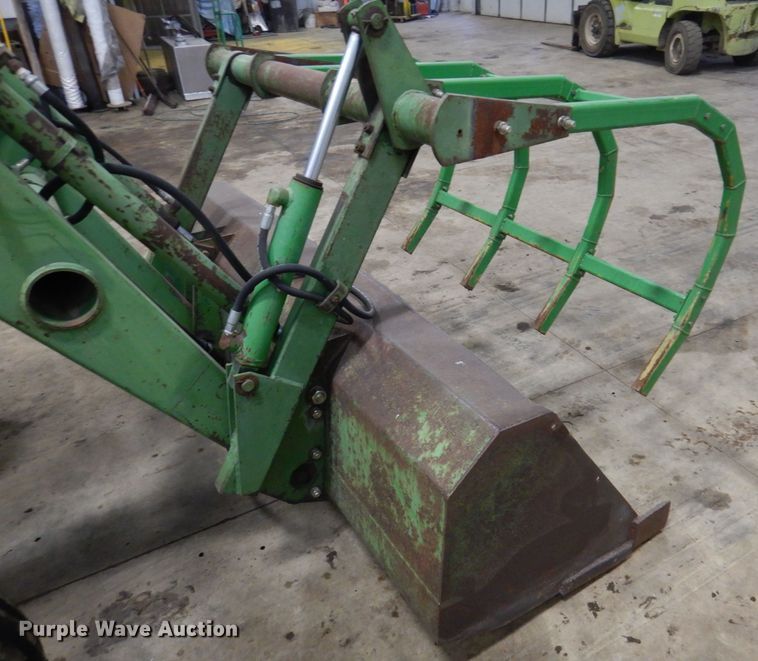 image for item KG9989 1967 John Deere 4020  tractor