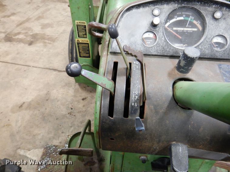 image for item KG9989 1967 John Deere 4020  tractor