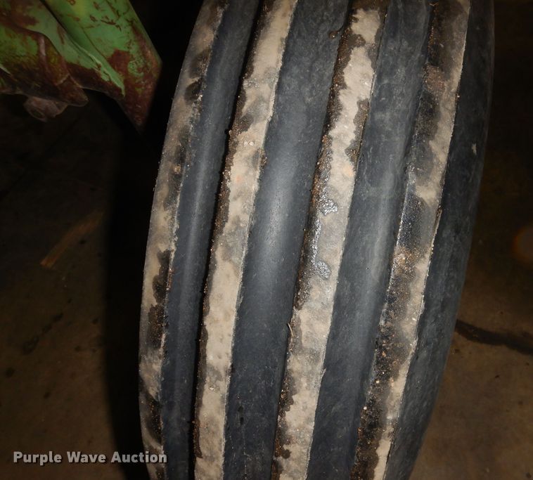 image for item KG9989 1967 John Deere 4020  tractor