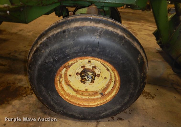 image for item KG9989 1967 John Deere 4020  tractor