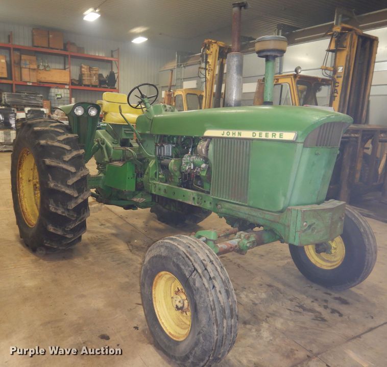 image for item KG9996 1967 John Deere 4020  tractor