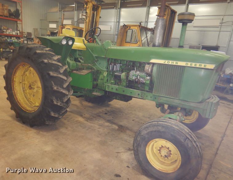 image for item KG9996 1967 John Deere 4020  tractor