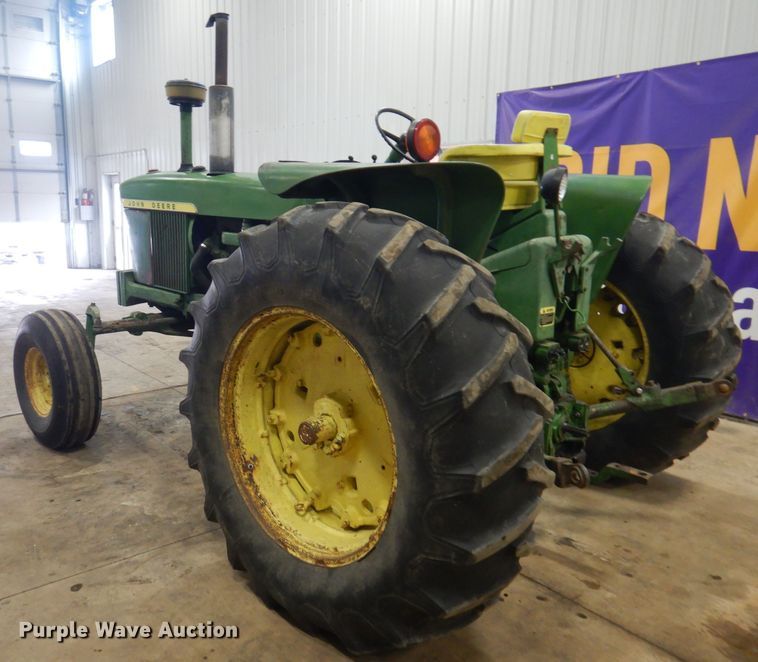 image for item KG9996 1967 John Deere 4020  tractor