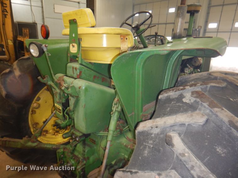 image for item KG9996 1967 John Deere 4020  tractor