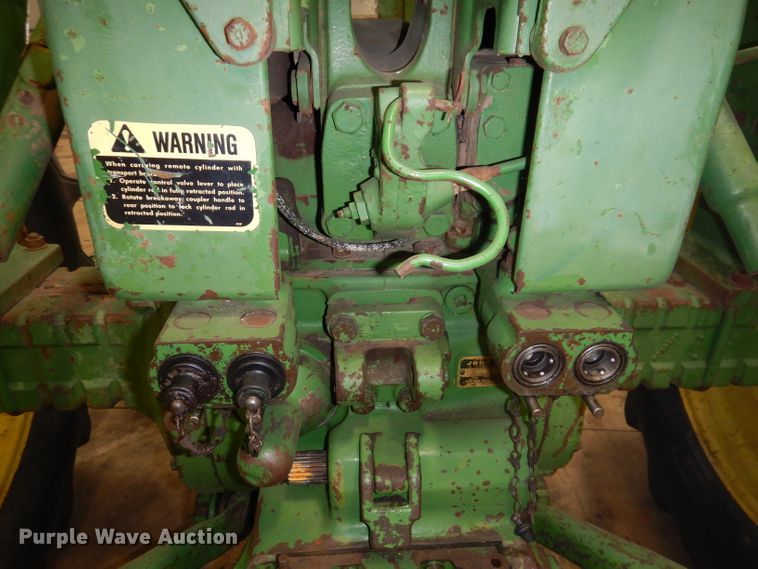 image for item KG9996 1967 John Deere 4020  tractor