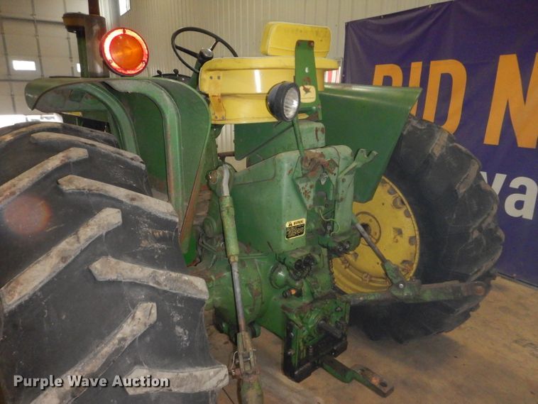 image for item KG9996 1967 John Deere 4020  tractor