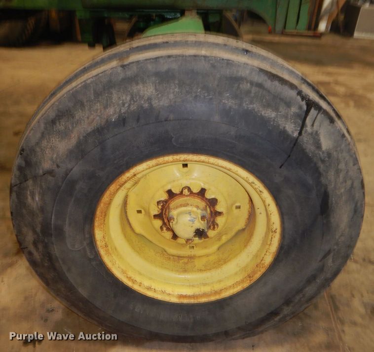 image for item KG9996 1967 John Deere 4020  tractor