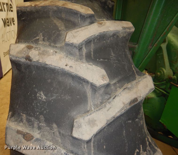 image for item KG9996 1967 John Deere 4020  tractor