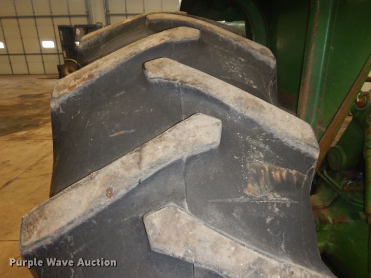 image for item KG9996 1967 John Deere 4020  tractor