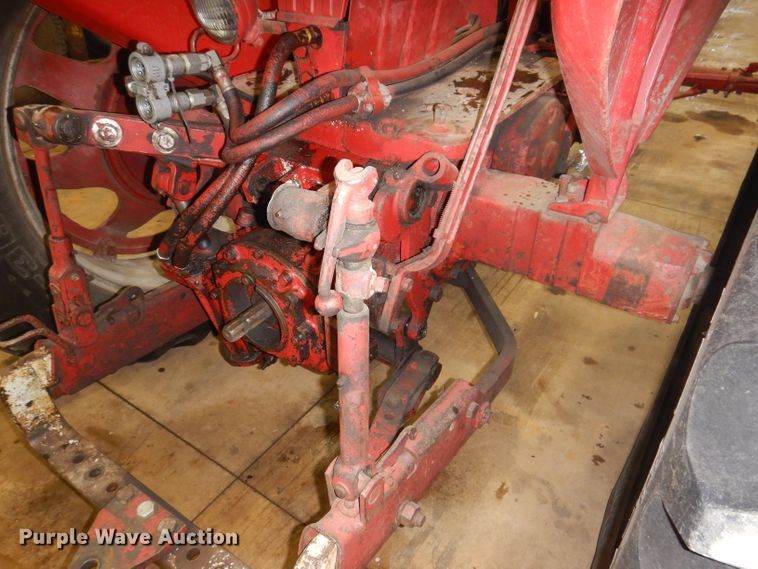 image for item KH9000 1960 Farmall 460  tractor