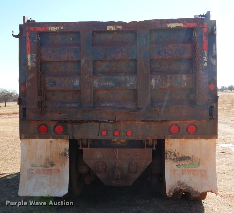 image for item DF0104 1993 Mack CH613  dump truck