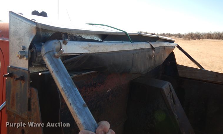 image for item DF0104 1993 Mack CH613  dump truck