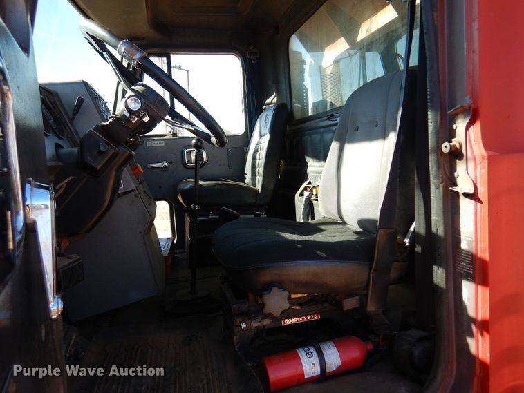 image for item DF0104 1993 Mack CH613  dump truck