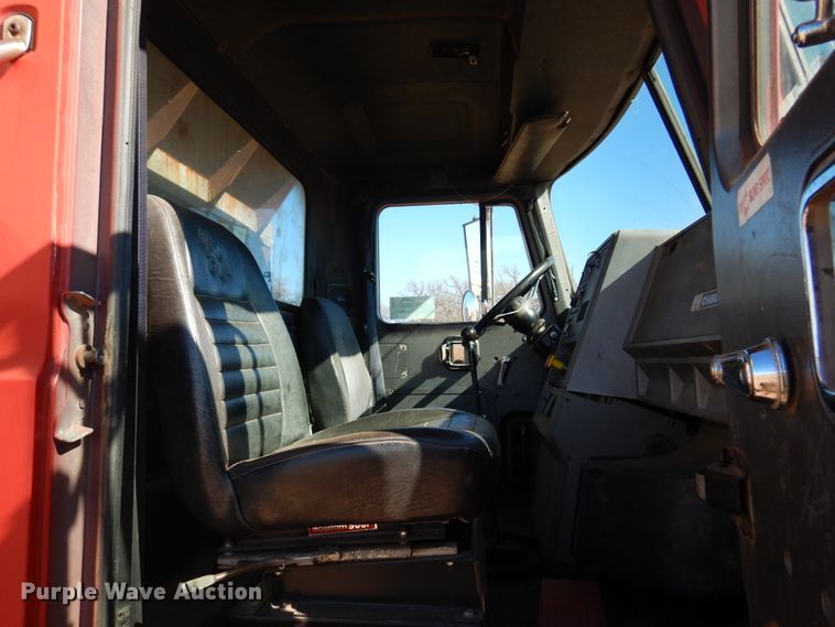 image for item DF0104 1993 Mack CH613  dump truck