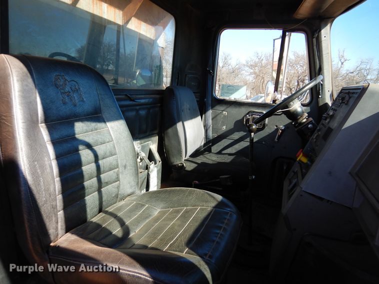 image for item DF0104 1993 Mack CH613  dump truck