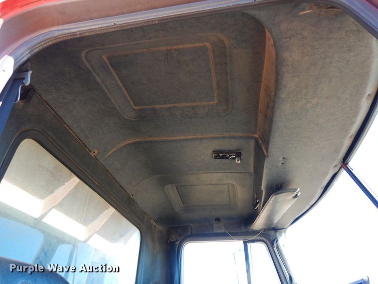 image for item DF0104 1993 Mack CH613  dump truck