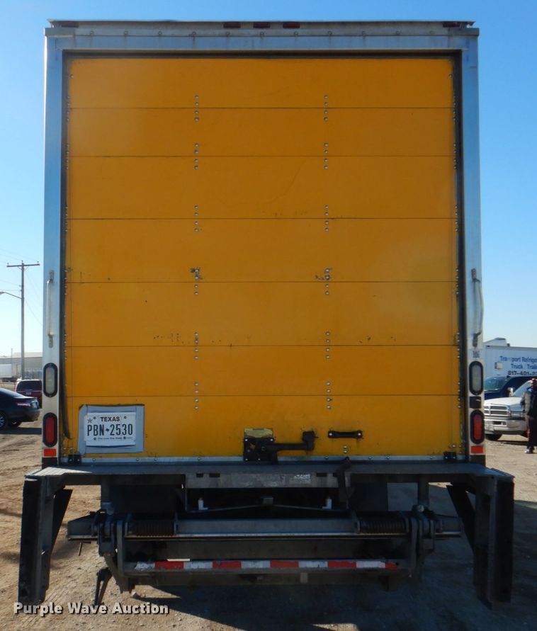 image for item DH7333 2014 Freightliner M2 106  box truck