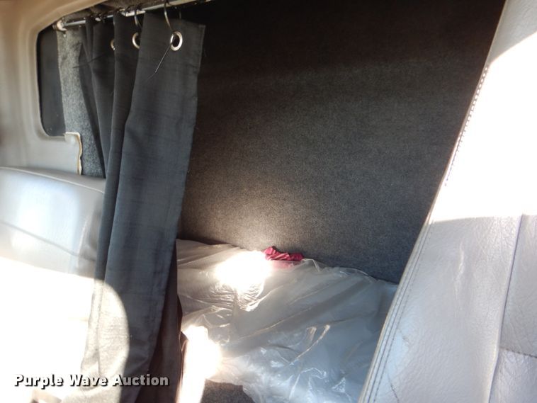 image for item DH7333 2014 Freightliner M2 106  box truck