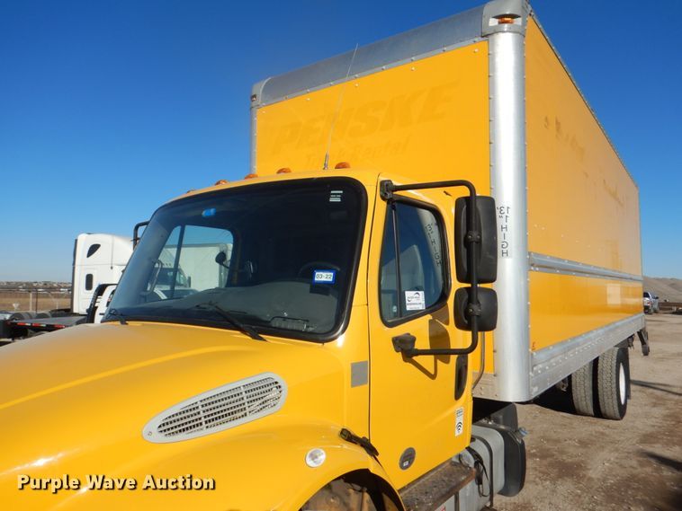 image for item DH7333 2014 Freightliner M2 106  box truck