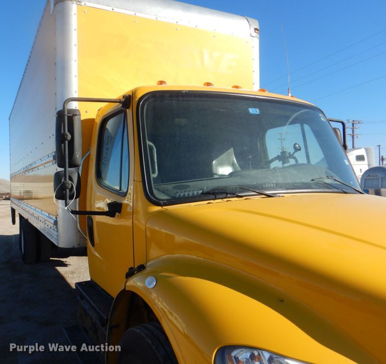 image for item DH7333 2014 Freightliner M2 106  box truck
