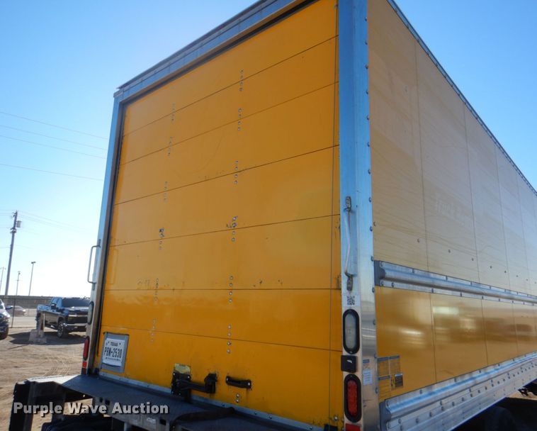 image for item DH7333 2014 Freightliner M2 106  box truck