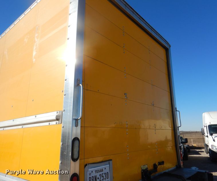 image for item DH7333 2014 Freightliner M2 106  box truck