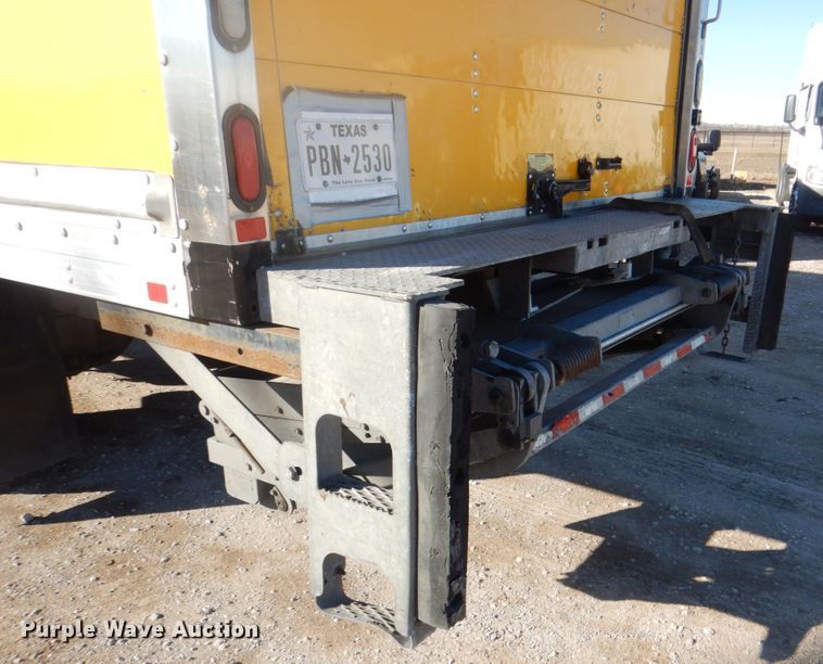 image for item DH7333 2014 Freightliner M2 106  box truck